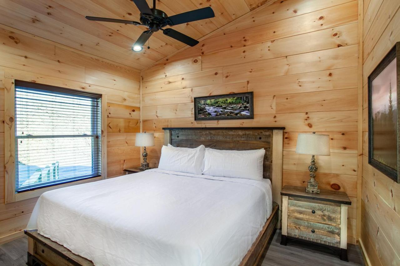 Brand New Build Cozy Cottage With Mountain View Gatlinburg Exteriör bild